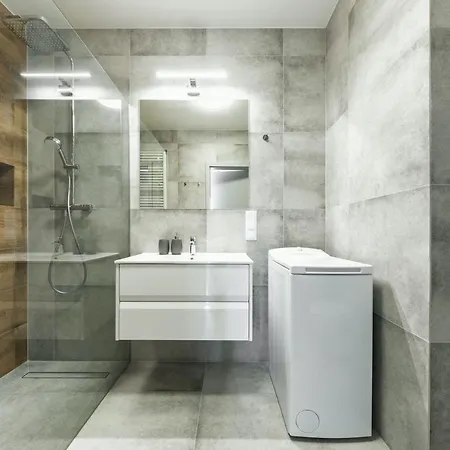 Easy Rent- Kompozytorow 71 Old Town View, Free Parking, 24h Check-in アパート